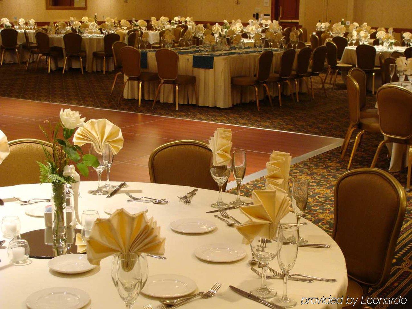 Hilton Garden Inn Milwaukee Northwest Conference Center Restauracja zdjęcie